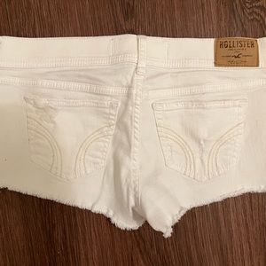 Hollister white shorts size 5